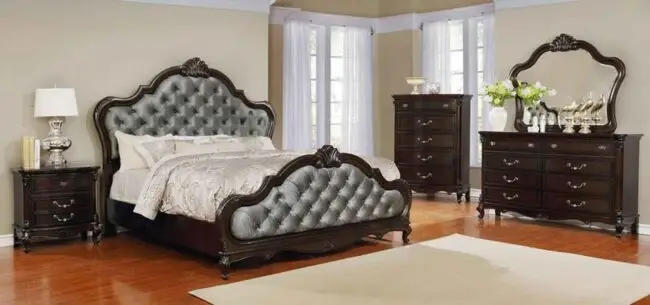 6 PC QUEEN SIZE WALNUT BEDROOM SET