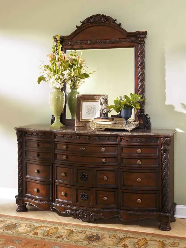 7PC QUEEN SIZE MARBLE TOP SOLID WOOD BEDROOM SET - Image 2